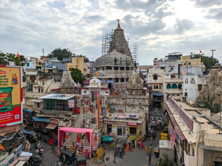 Mayur Cafe terrace with a view of the Jagdish Temple, making it one of the attractions you should visit in Udaipur, India