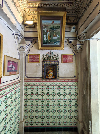 Colourful tiled room within the City Palace, making it one of the attractions you should visit in Udaipur, India