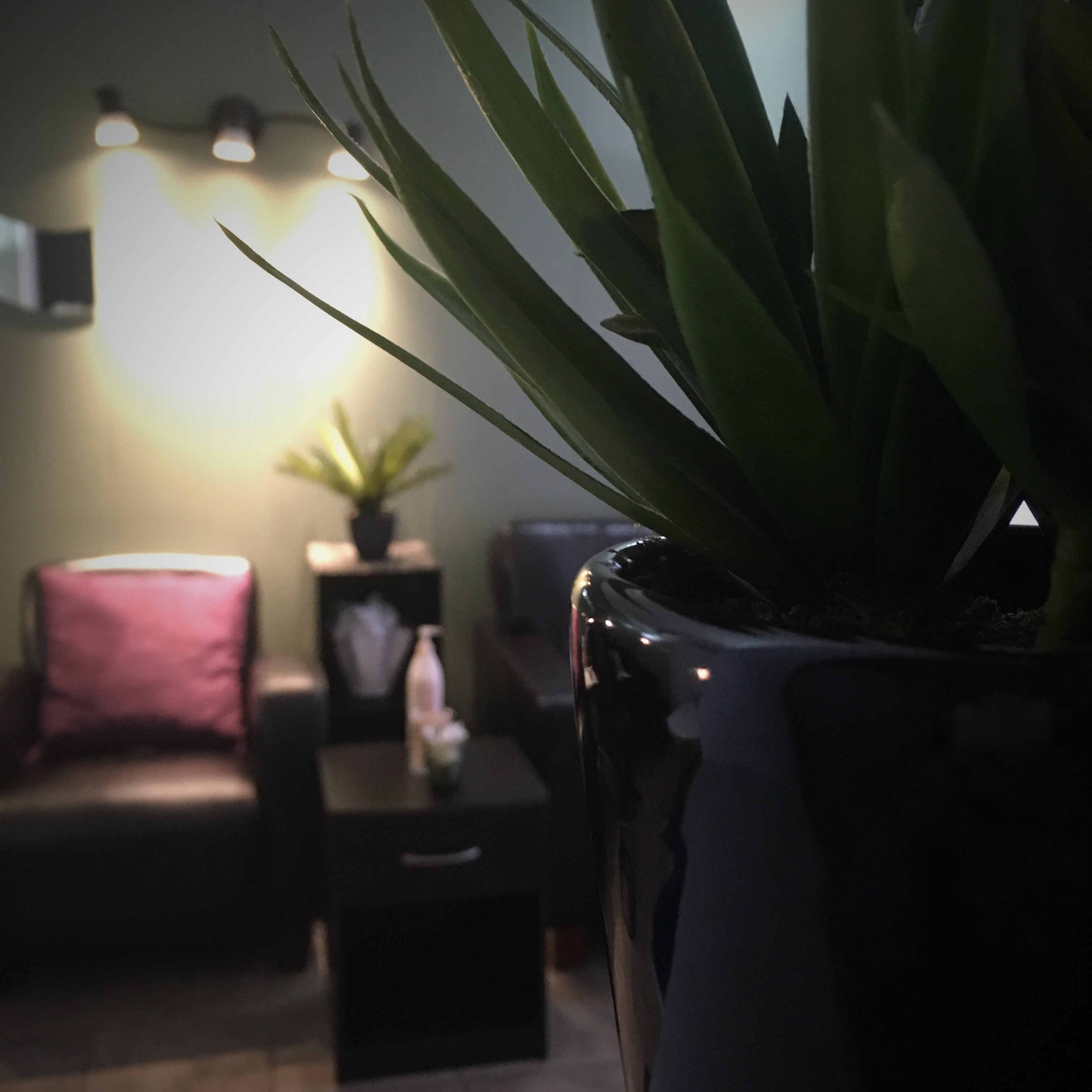Mani/ Pedi Room