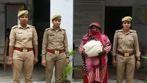 छापा मारने गई पुलिस टीम पर हमला-पथराव, स्मैक-गांजा की तस्करी में महिला को दबोचा