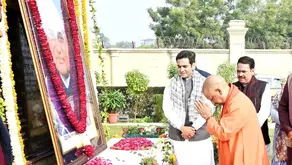 पूर्व PM की जयंती पर CM योगी ने दी श्रद्धांजली