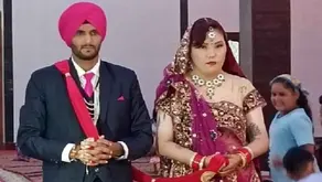 कॉफी शॉप पर मुलाकात... प्यार का इजहार