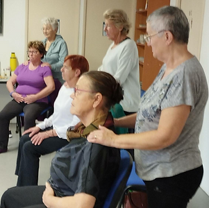 Yoga Assis _ Jolis Rêves De Nos Aînés - Seniors du Pays de Grasse