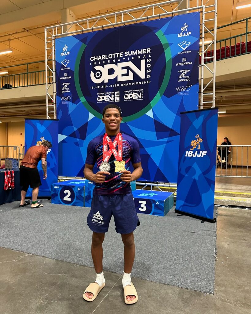 Yago já venceu diversos campeonatos sem kimono da IBJJF. Foto: Reprodução/Instagram