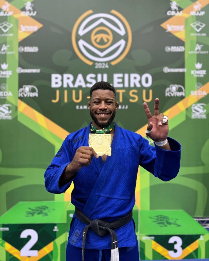 Pedro Lucas é o novo campeão brasileiro absoluto do adulto faixa-preta. Foto: Divulgação/CBJJ
