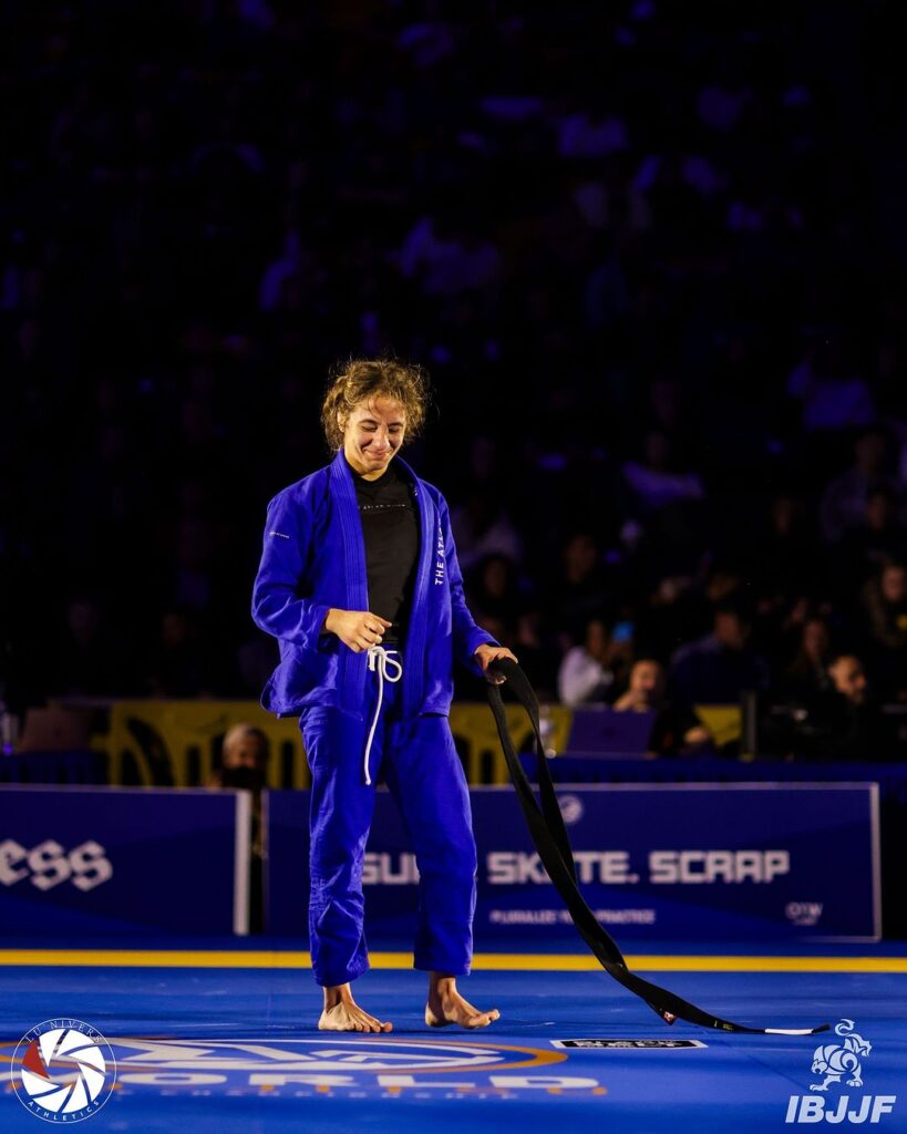 Mayssa Bastos adicionou mais um título para a coleção. Foto: Lu Nivers Athletics