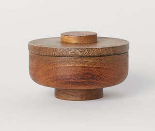 lidded wood box