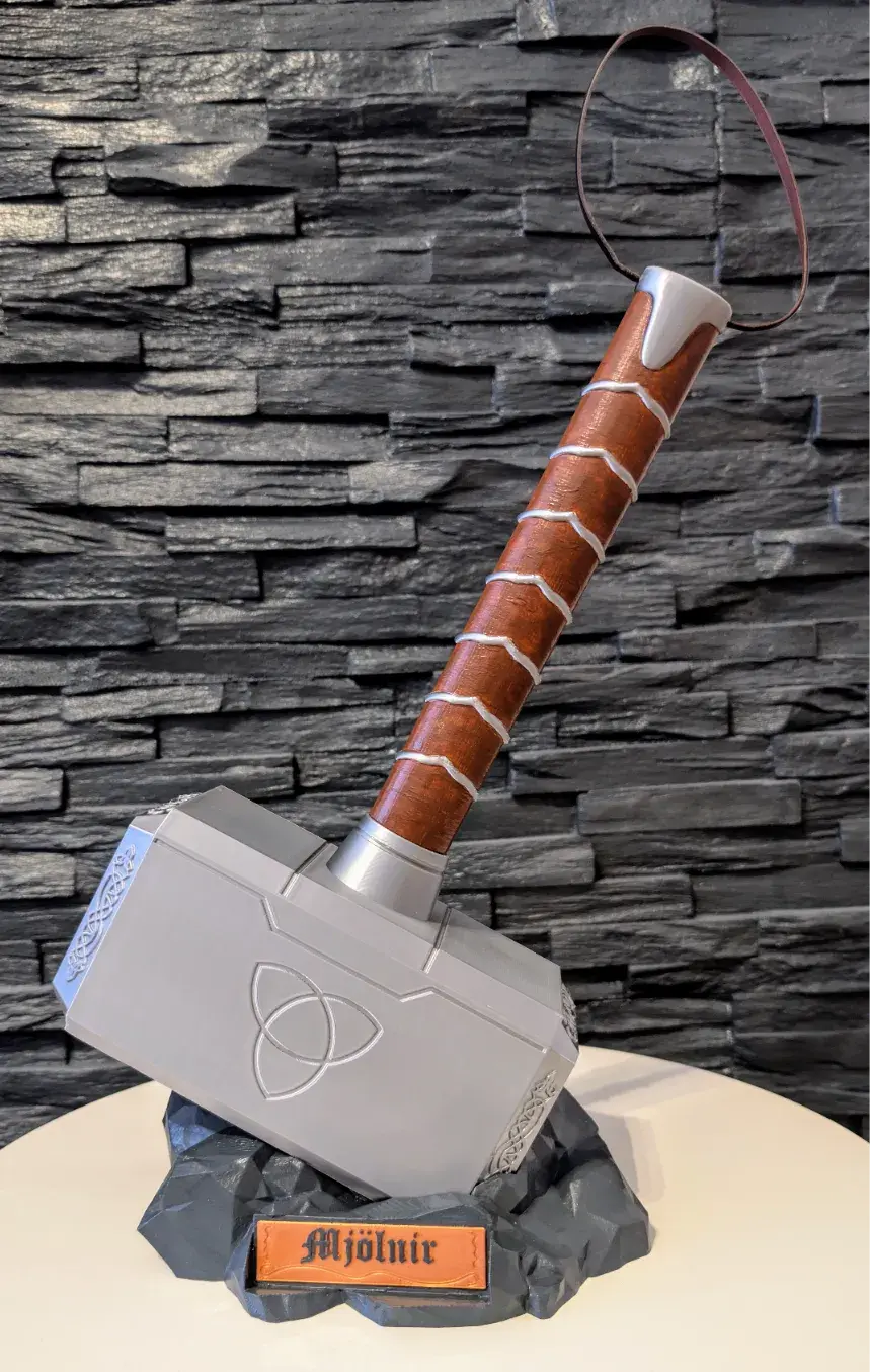 Küçük resim: Thor Çekiç