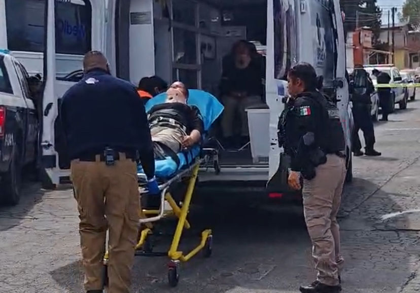 Oficiales SPM atienden emergencia, pierden el control de la Unidad e impactan Urbano