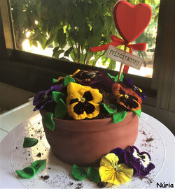 Tarta maceta con flores
