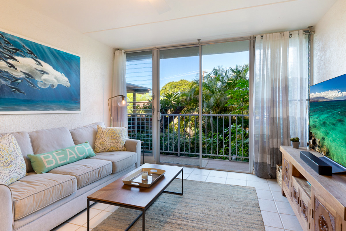 Puako Condo living room