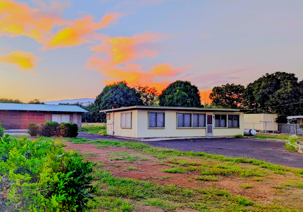Puako mauka home