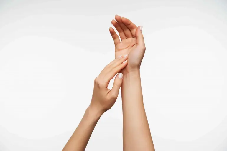 kremler, cildin kurumasını azaltabilir.