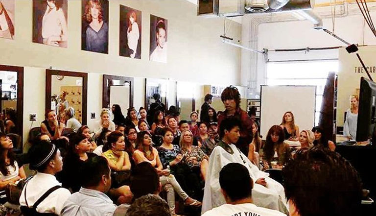 Utsumi presents Men's haircut seminar at