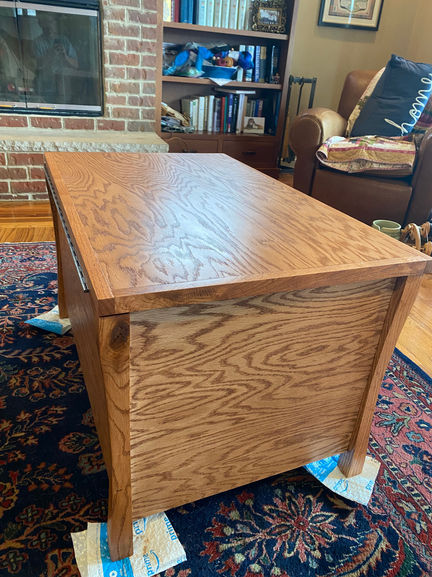 Toy chest in red oak. Finished in pigmented Odie's Oil.