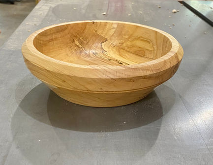 Maple bowl. Finished with Myland's finish.