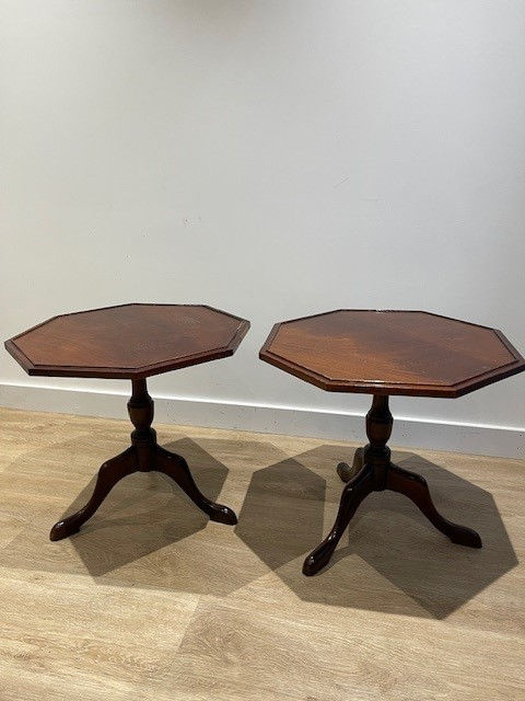 Thumbnail: COMMISSIONS AVAILABLE