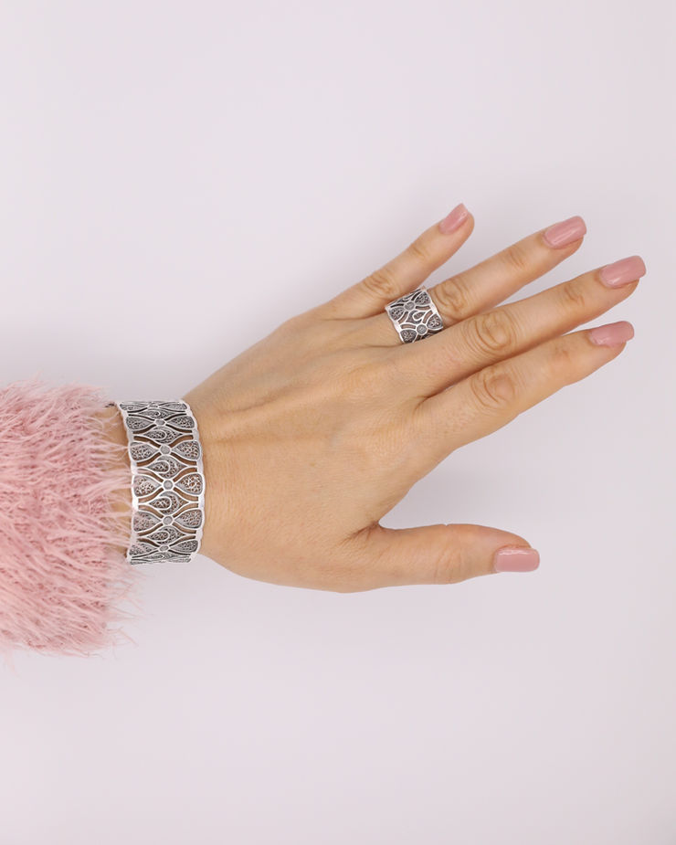 Pulseira e anel em prata com filigrana