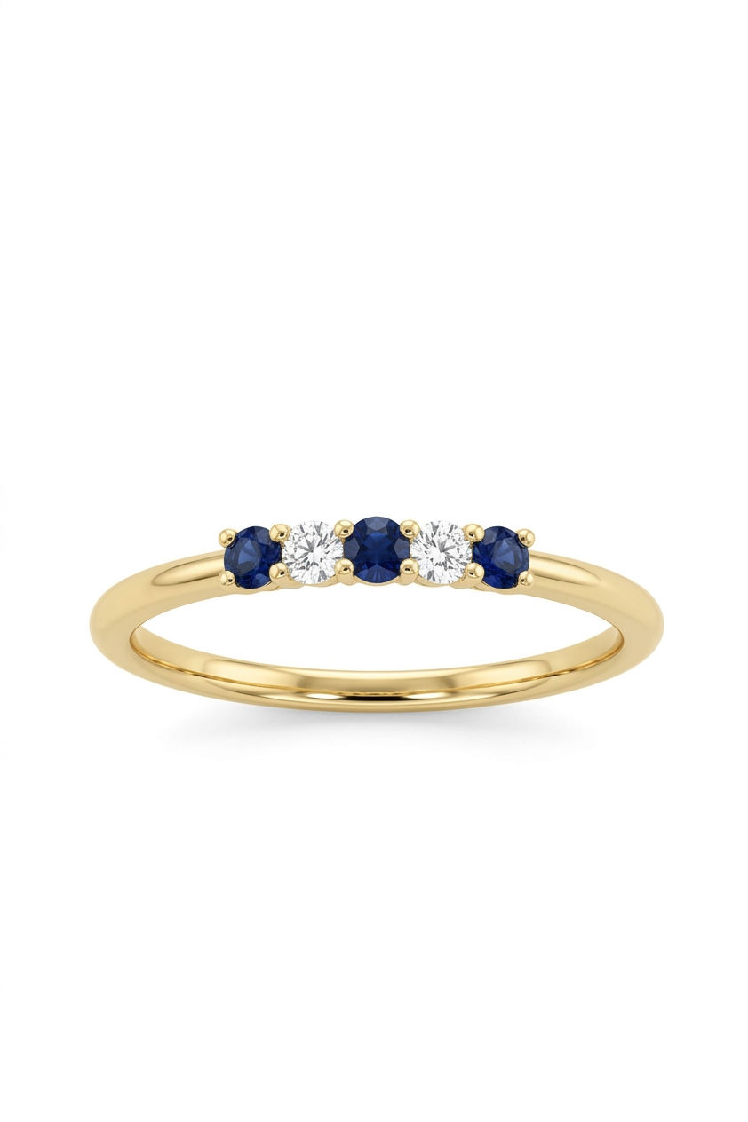 Anel ouro amarelo 19.2kt 1.6g - safiras e diamantes, vista frontal inclinado em fundo branco
