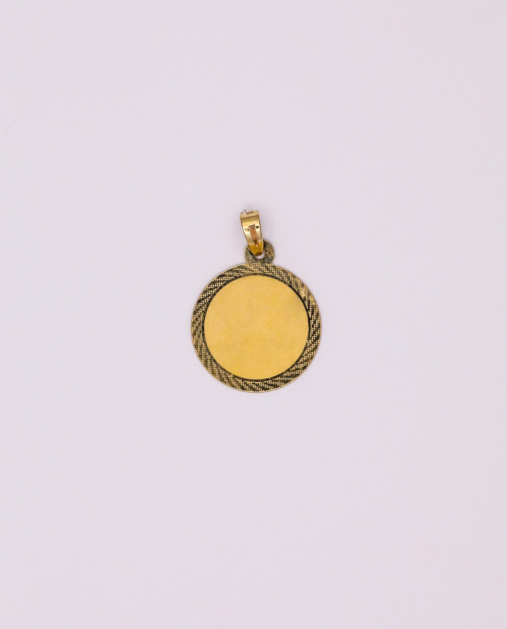 Medalha lisa circular em ouro