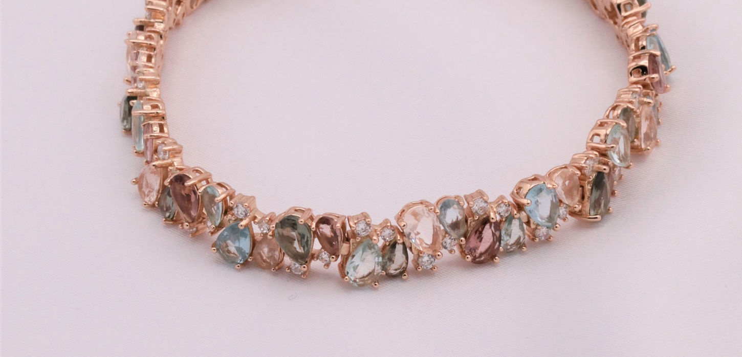 Pulseira em prata rose gold com pedras naturais