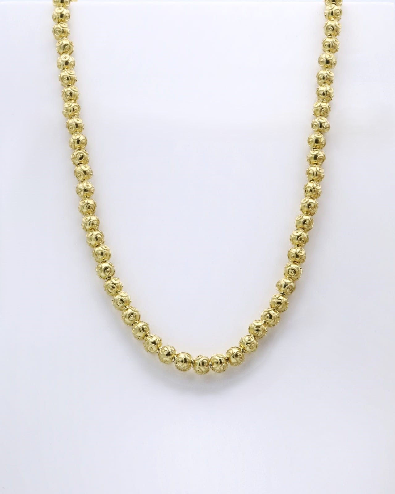 Colar em parta dourada - bolas de Viana