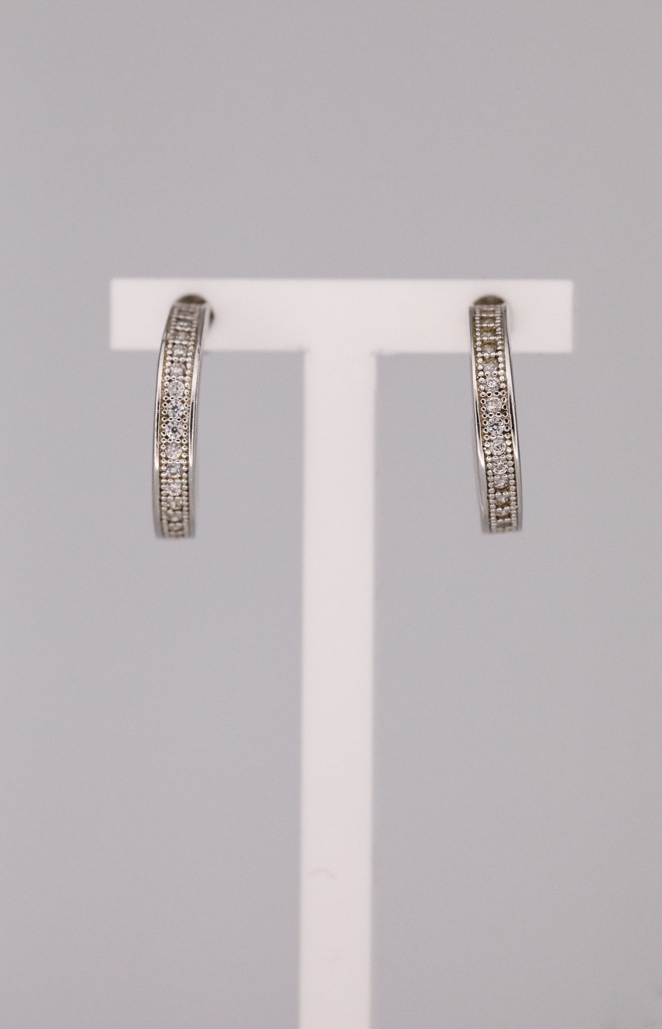 Brincos em prata com zircónias