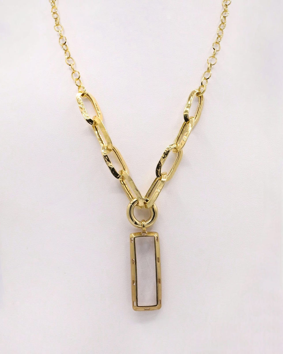 Colar em prata dourada com pendente - pedra incolor