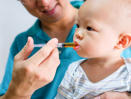 Liệu Trẻ Uống Thuốc Kháng Sinh Có Tiêm Phòng Được Không?