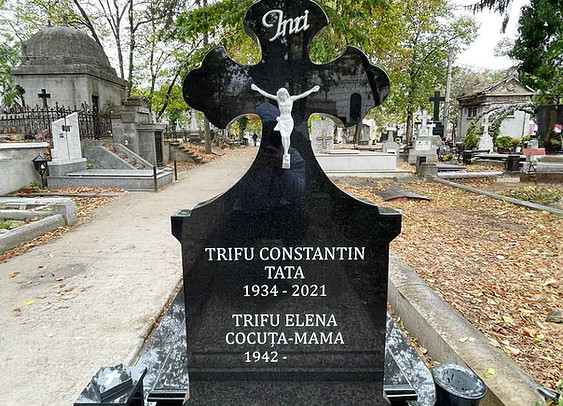 Monumente Funerare din Granit Negru Amintire Vie