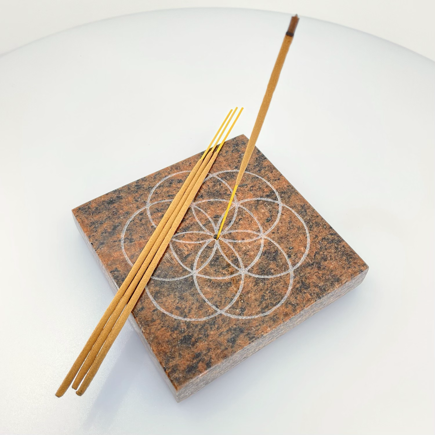 Suport Betisoare Parfumate - Flower of Life - Granit Rosu