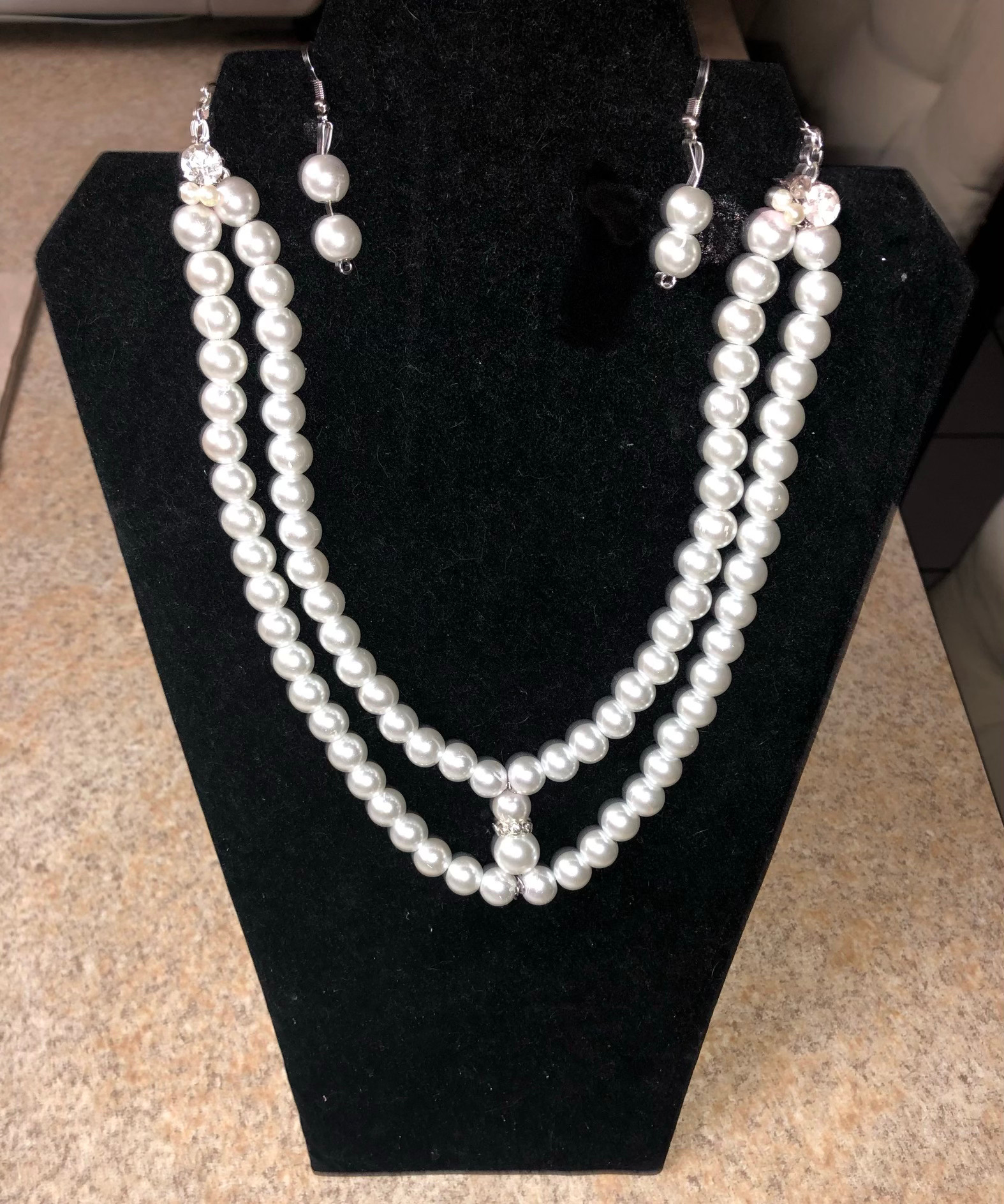 White Pearl 2-Layer Jewelry Set