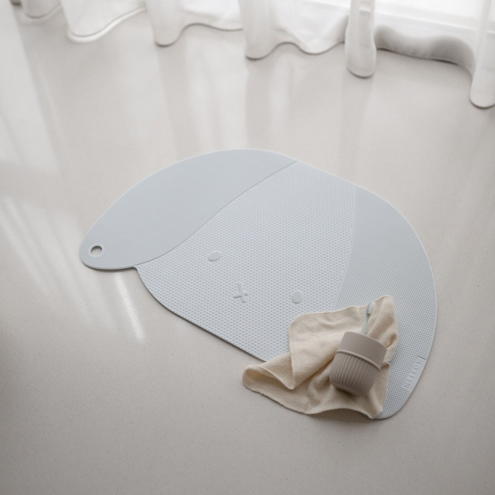 Mellow Silicone Anti-Slip Bathmat - Summer Song