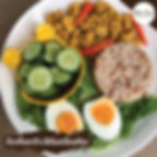 คั่วกลิ้งอกไก่+ไข่ต้มเครื่องเคียง
