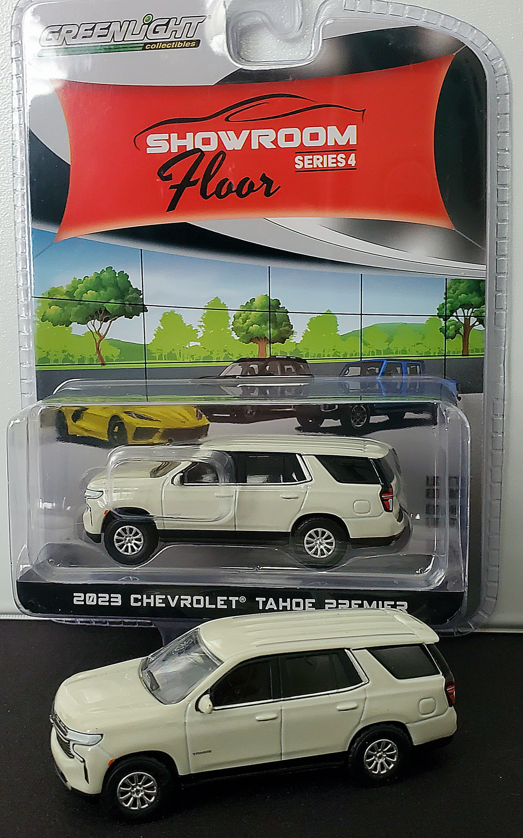 Greenlight 2023 Chevrolet Tahoe Premier (Showroom Floor Series 4) 1:64