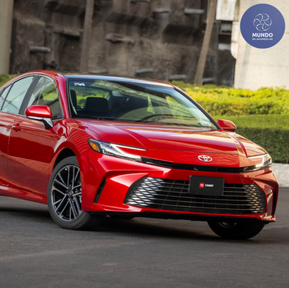 Llega Camry 2025, ahora es híbrido