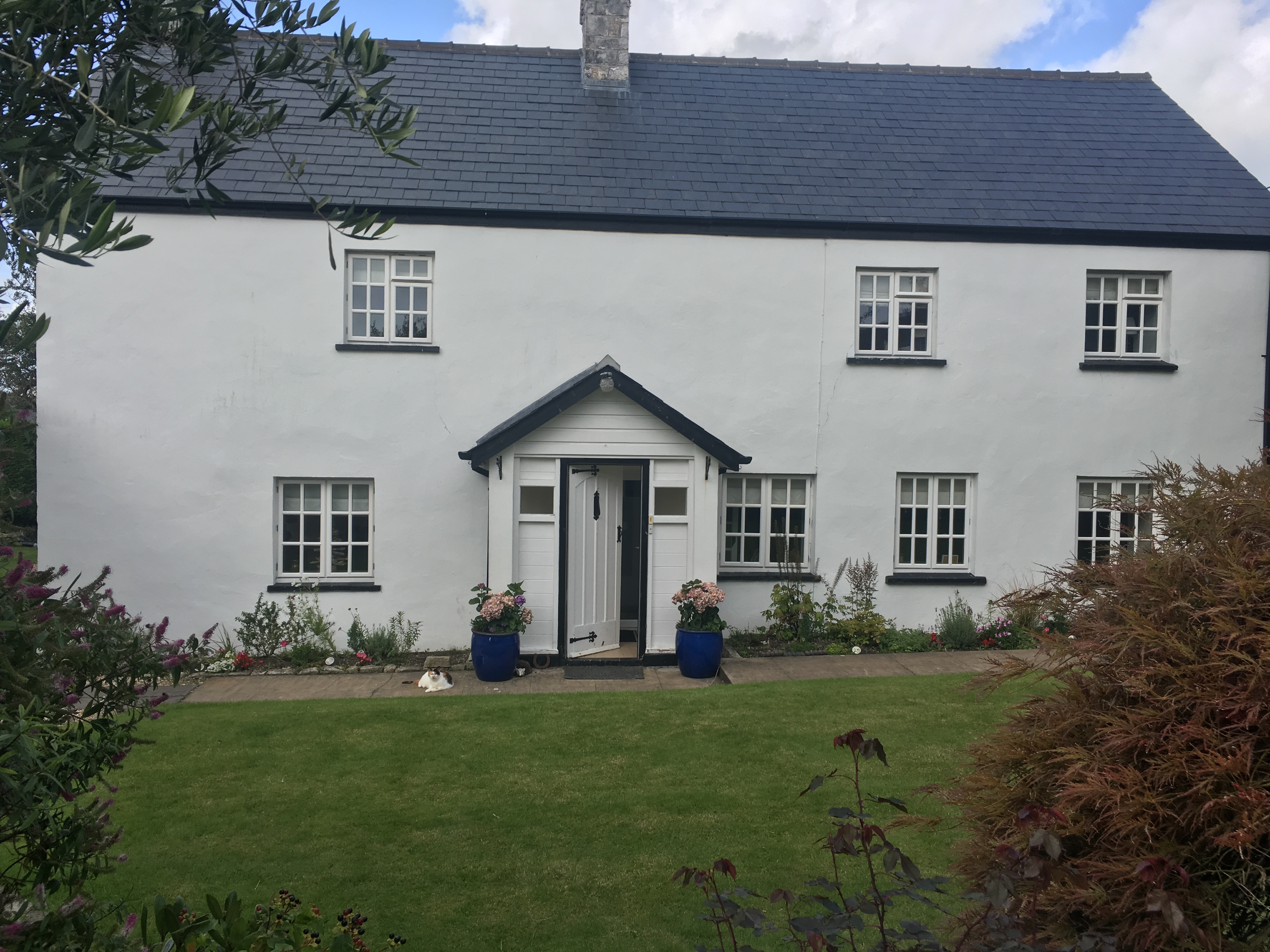 Window Cleaning in Barry Vale of Window Cleaner Cardiff