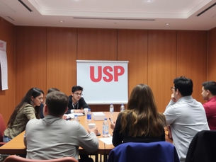 PELA RETOMADA DO DIÁLOGO, REABERTURA DAS NEGOCIAÇÕES E NORMALIZAÇÃO DA VIDA UNIVERSITÁRIA NA USP