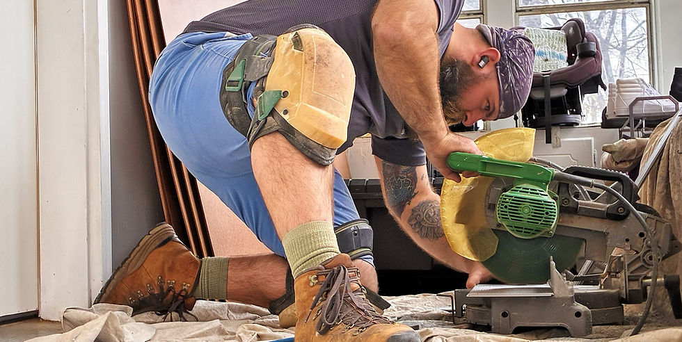 Man-and-his-Tools-Goshen-Handyman-Painters-Flooring-Companies.jpg