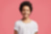 menino-afro-americano-com-cabelo-encaracolado.jpg