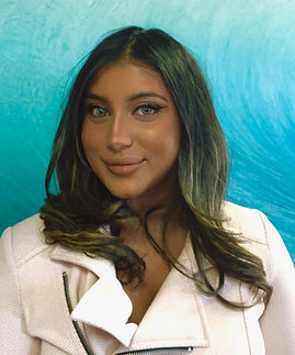 shanez bio pic_edited.jpg