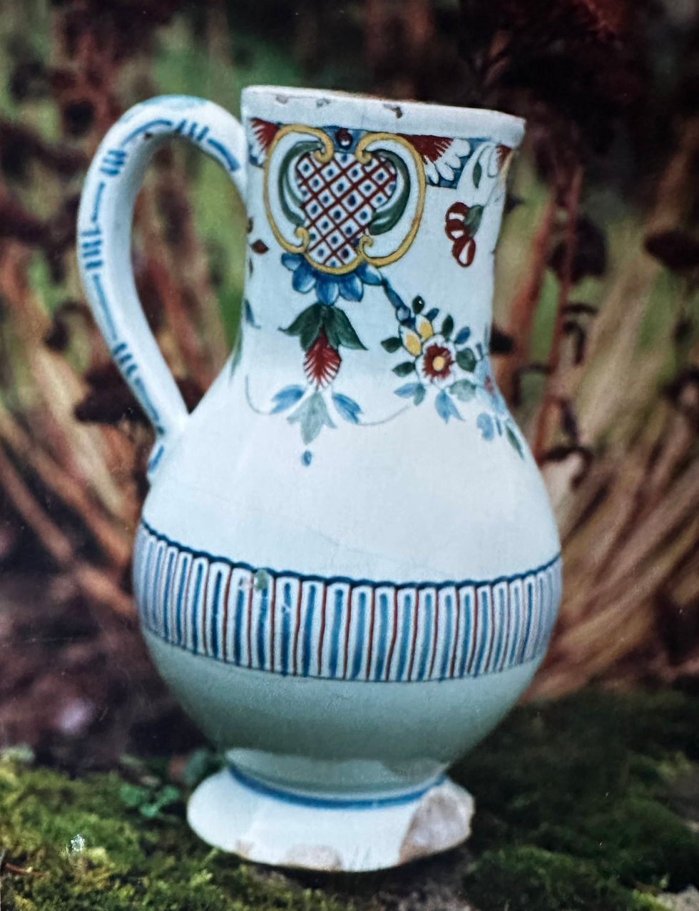 14 Faïence diverse - XIX Pichet.jpg