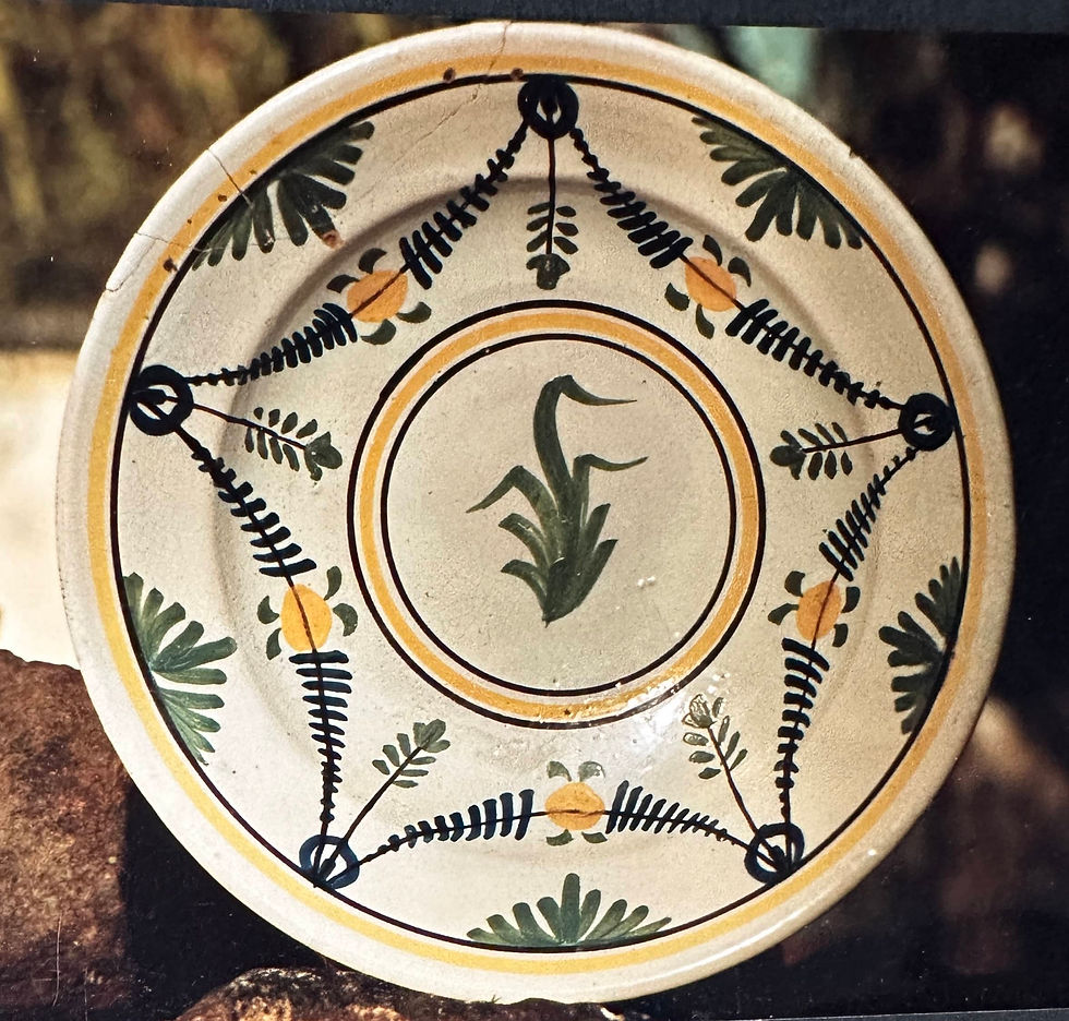 68 Faïence du Nord XIXe - Assiette.jpg