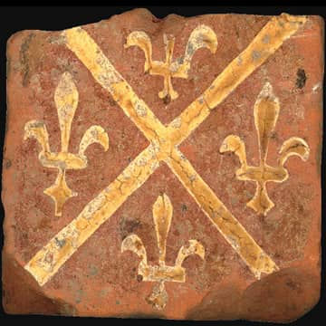56 Carreau médiéval XIIIe-XVe Troyes (Champagne).jpg