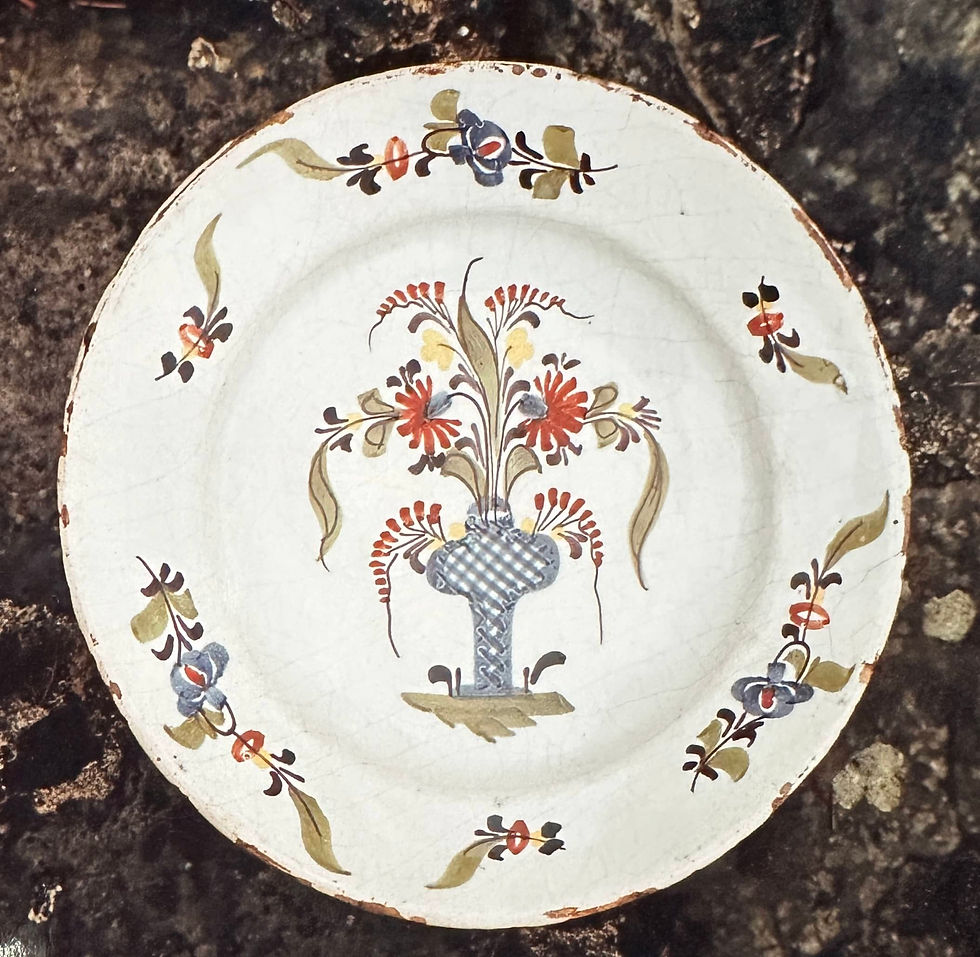 125 Faïence du Nord XIXe - Assiette.jpg