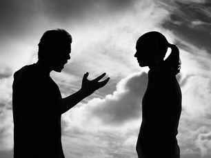 Couple en conflit, illustration des difficultés de communication dans la relation