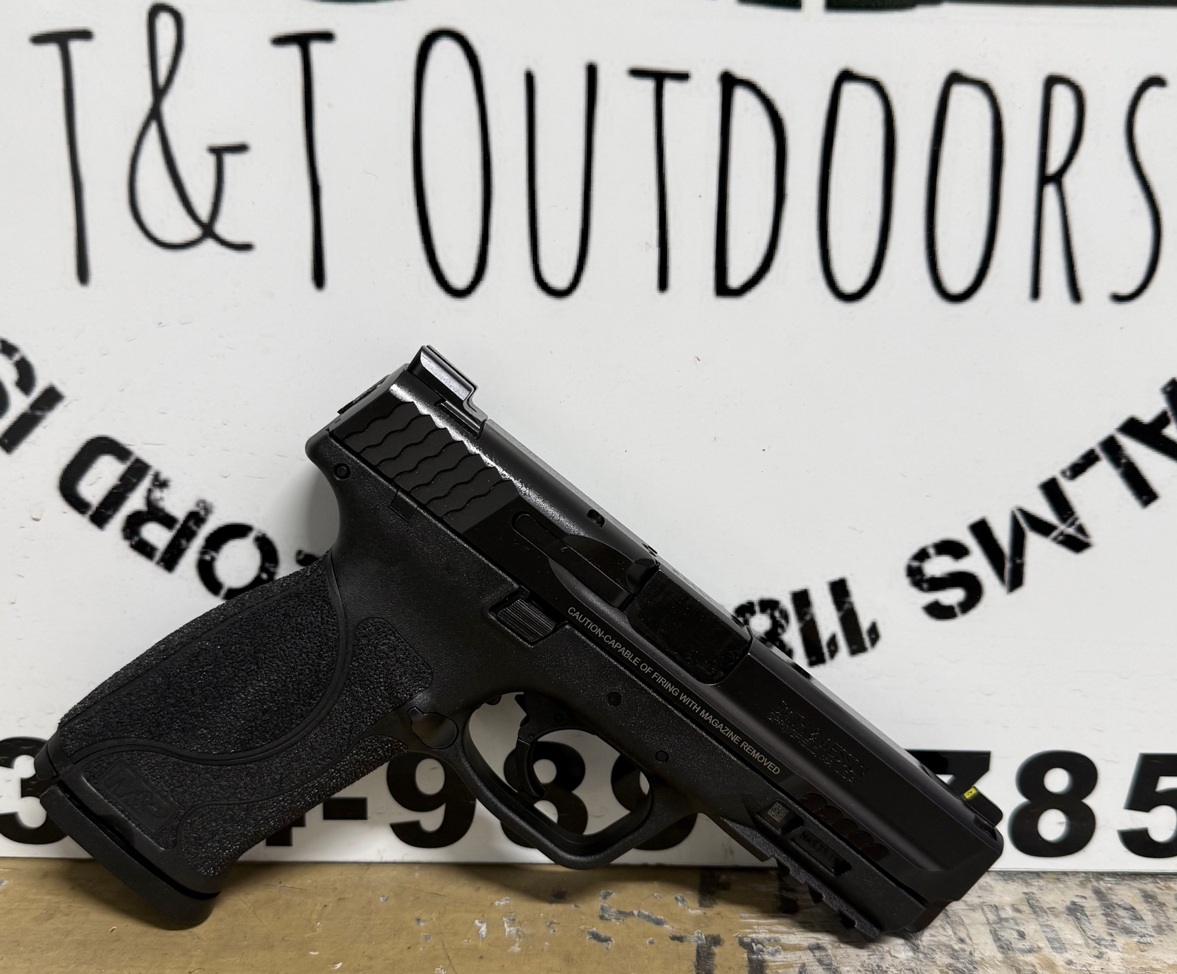 Smith & Wesson M&P 2.0 9mm *Consignment*