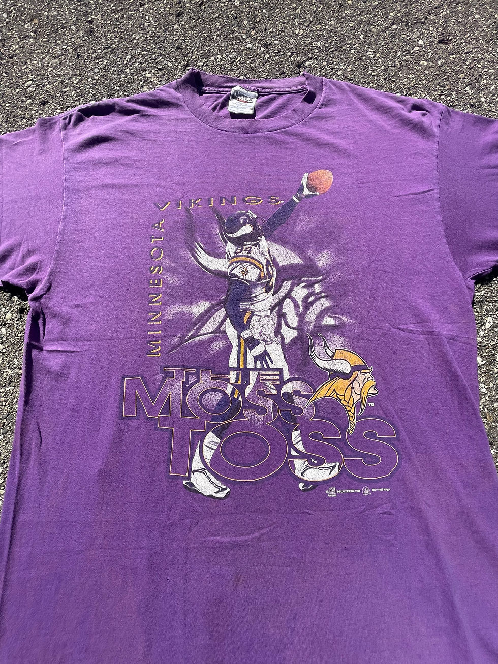 Thumbnail: Moss Toss Graphic Tee