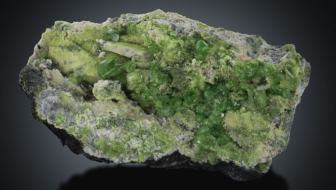 Grossular (Garnet) - Black Lake, Thetford Mines, Québec, Canada