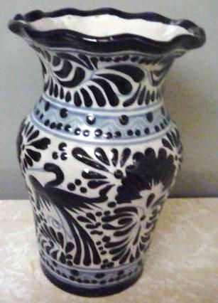 Thumbnail: Flower Vase with Wavy Edge